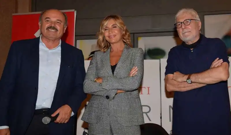 oscar farinetti  myrta merlino e antonio gnoli  foto di bacco