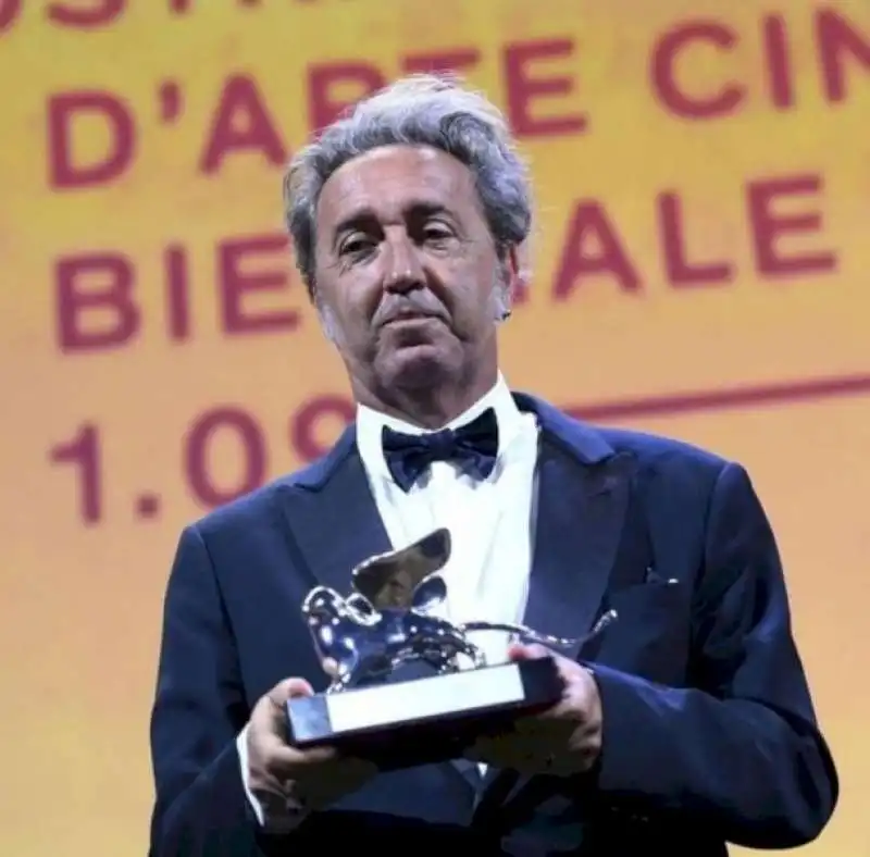 paolo sorrentino vince il leone d'argento 1