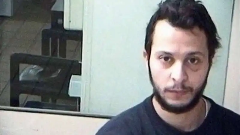 salah abdeslam 2