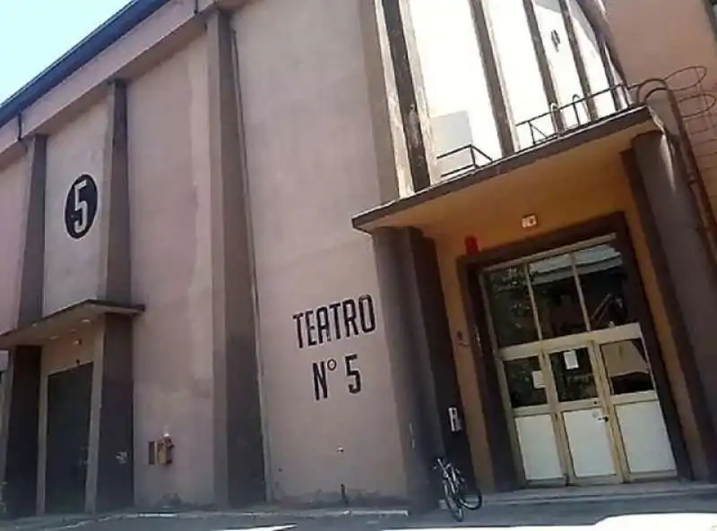 teatro 5 cinecitta