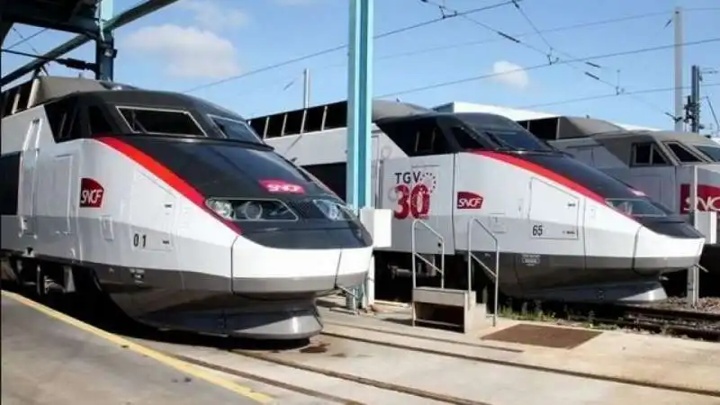 treni sulla linea parigi lione 3