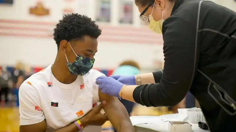 vaccinazione degli studenti americani 5