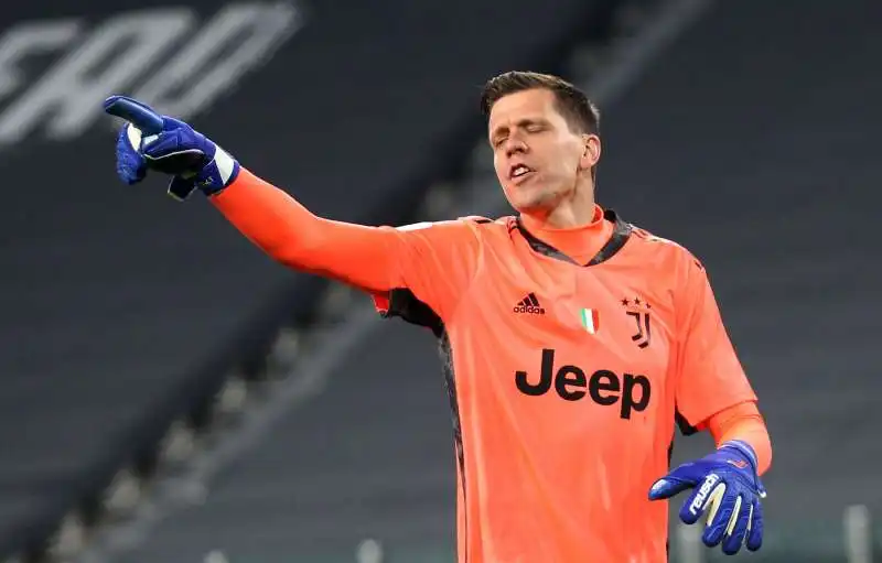 wojciech szczesny 5