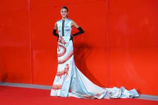 benedetta porcaroli red carpet di amanda 4