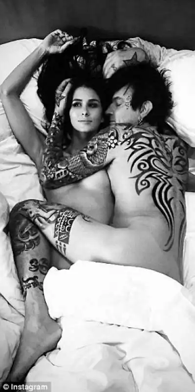 brittany furlan e tommy lee come yoko ono e john lennon