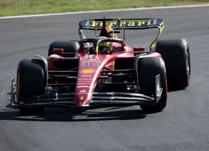 charles leclerc   ferrari   pole a monza 2022   3