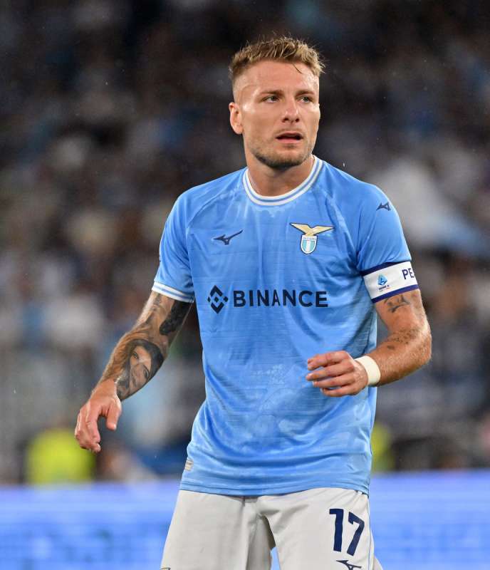 innocenti evasioni il bomber della lazio immobile si difende