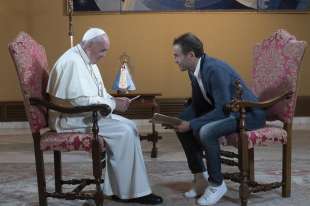 don marco pozza con bergoglio