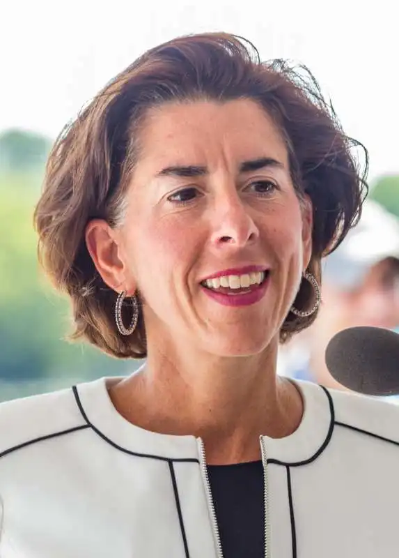 gina raimondo 1