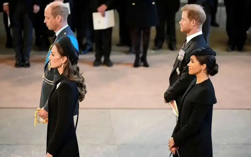 i principi william, harry kate middleton meghan markle 1