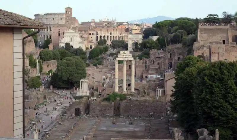 il foro romano visto dalla sala della protomoteca