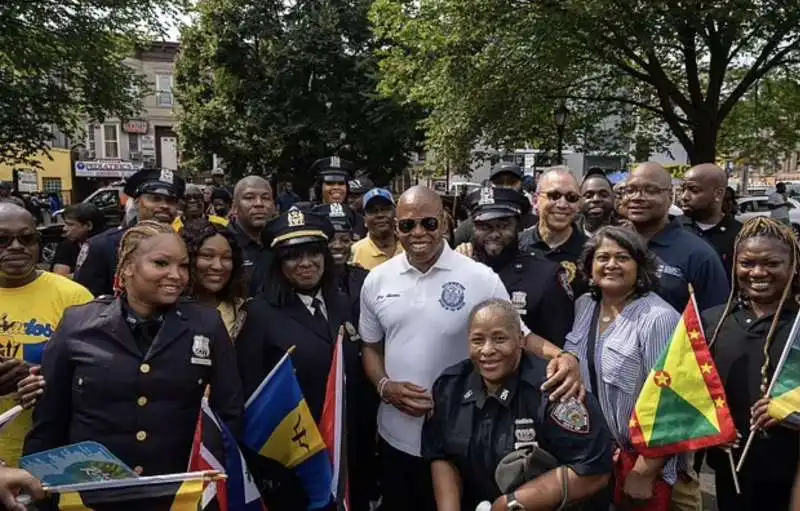 il sindaco eric adams alla parata del west indian day 