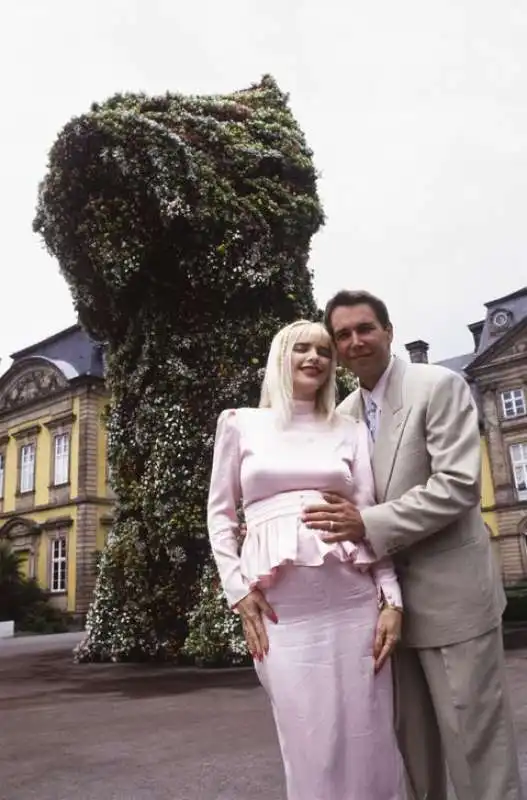 ilona staller incinta e jeff koons