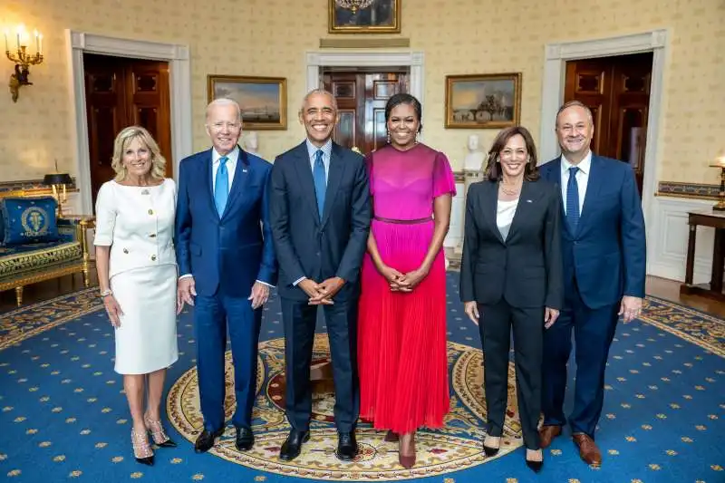 jill biden joe biden barack obama michelle obama kamala harris