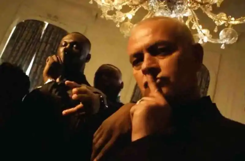 jose mourinho nel videoclip di stormzy 