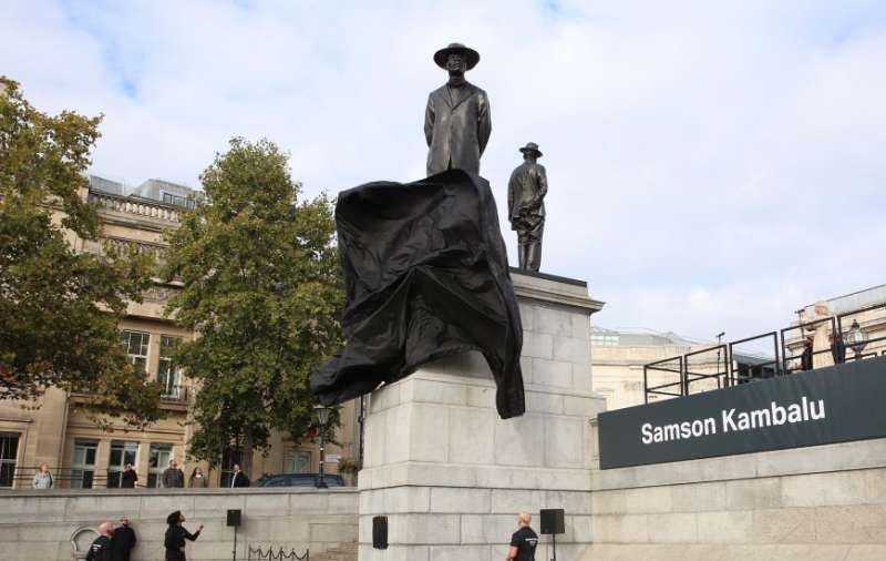 la statua di john chilembwe a trafalgar square 5