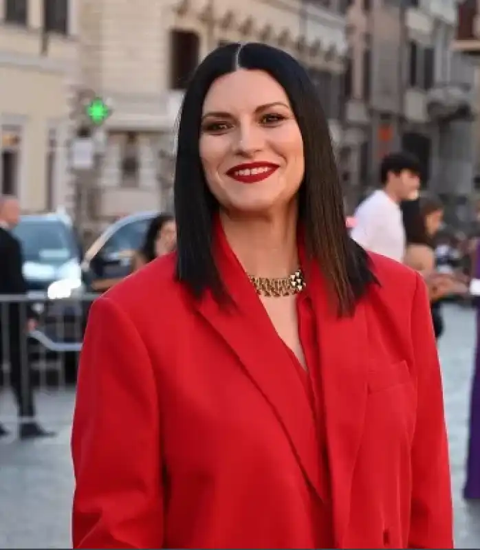 laura pausini 8