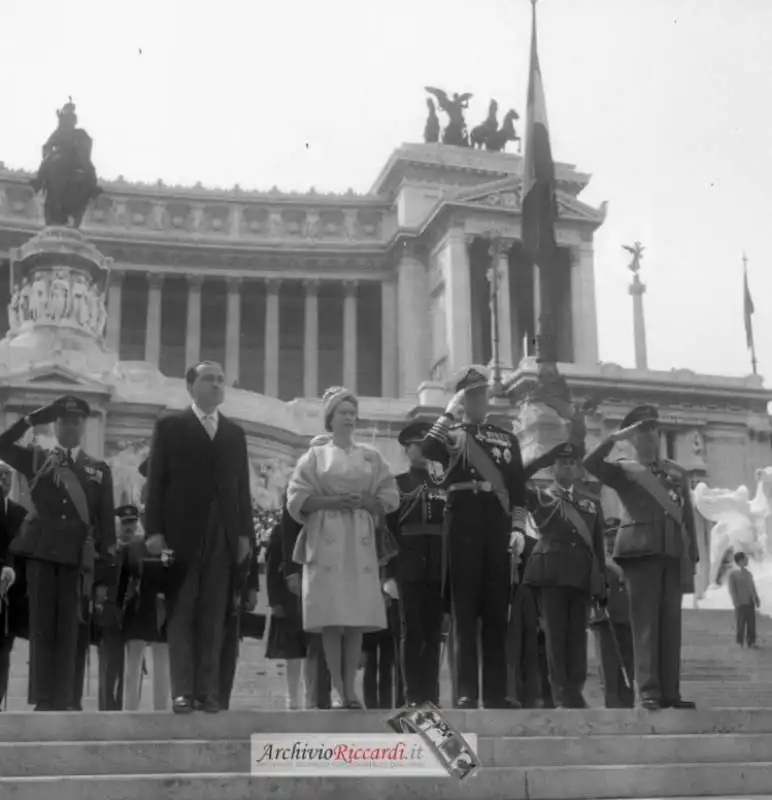 le quattro visite della regina elisabetta ii a roma 13