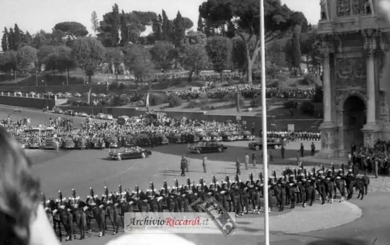 le quattro visite della regina elisabetta ii a roma 28