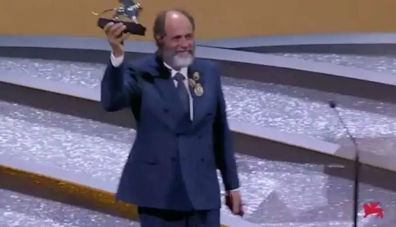 luca guadagnino leone dargento a venezia 2022