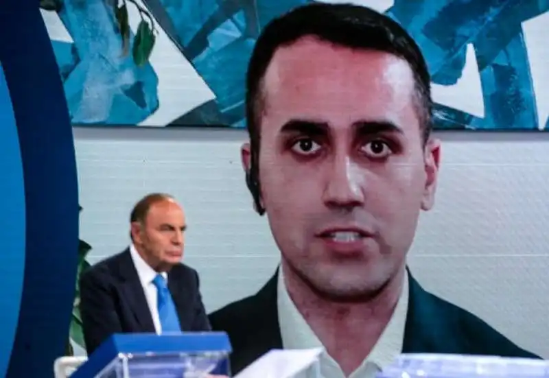 luigi di maio a porta a porta