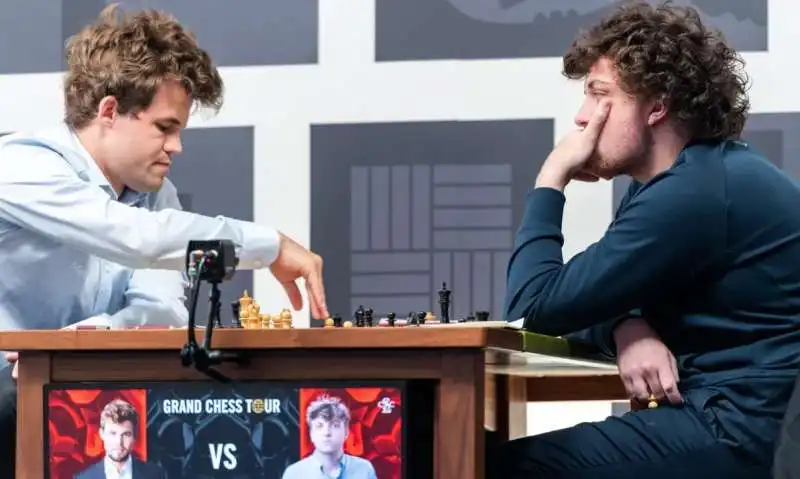 magnus carlsen hans niemann 1