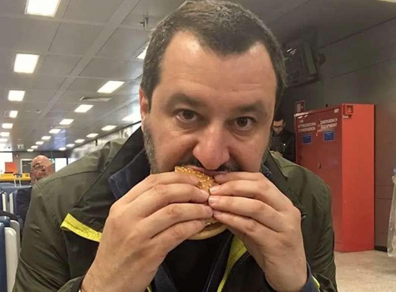 matteo salvini hamburger