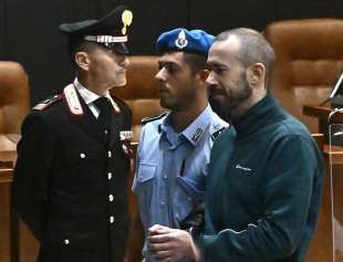 alberto scagni in tribunale dopo la condanna