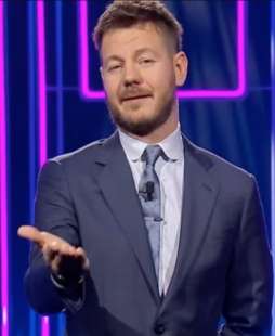 alessandro cattelan stasera c e cattelan