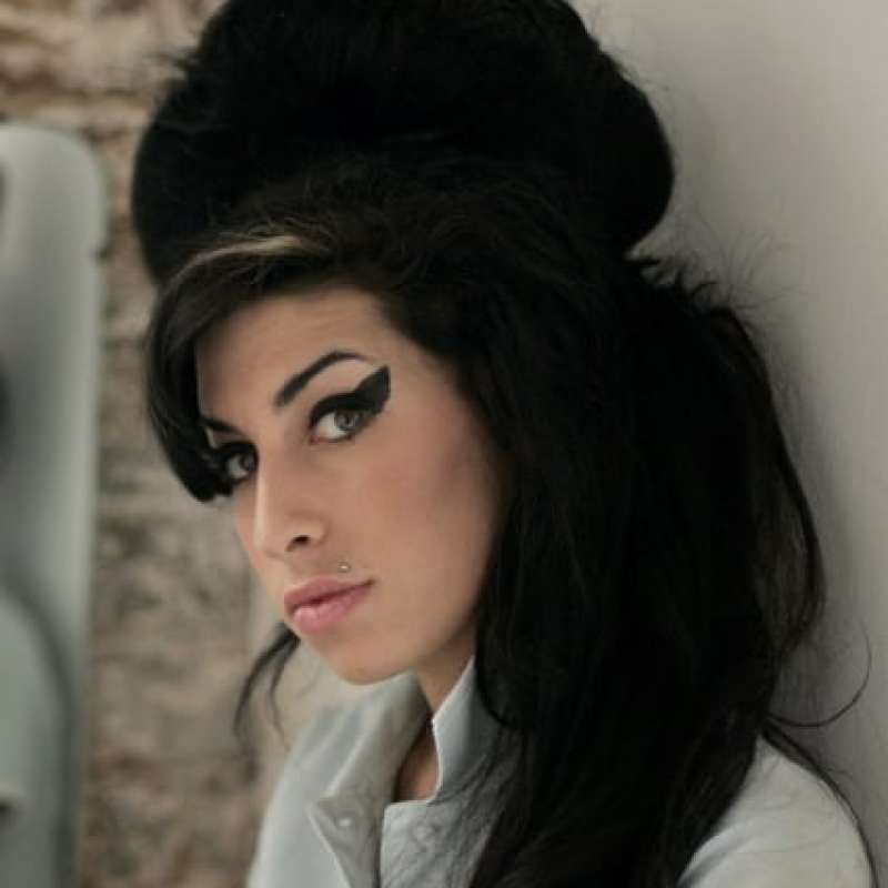 amy winehouse (18)