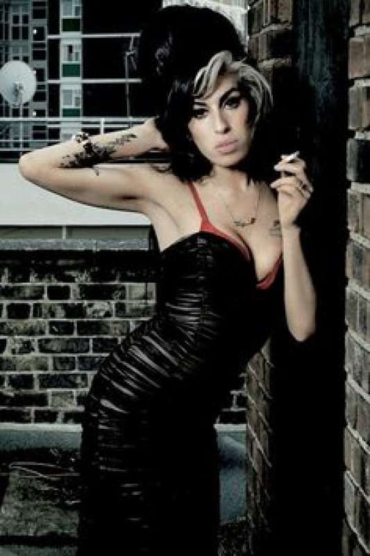 amy winehouse (4)