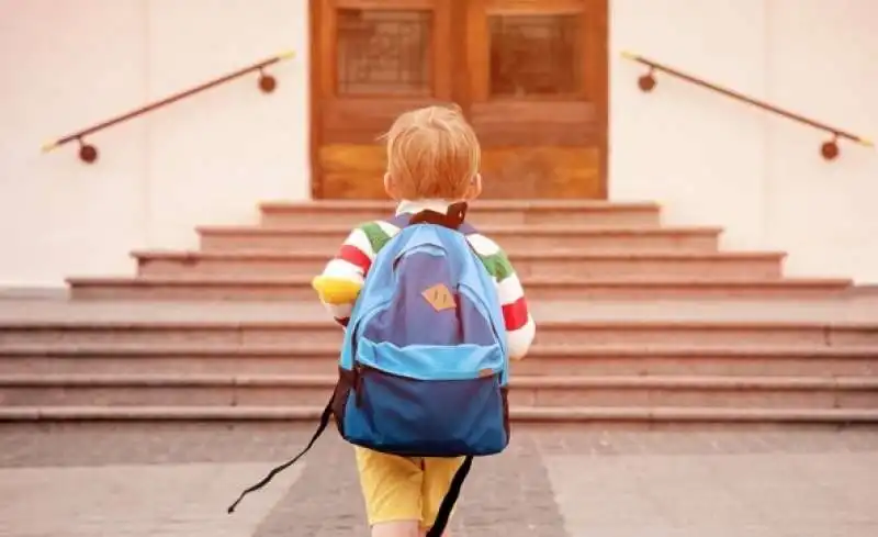 bambino scuola studente 1