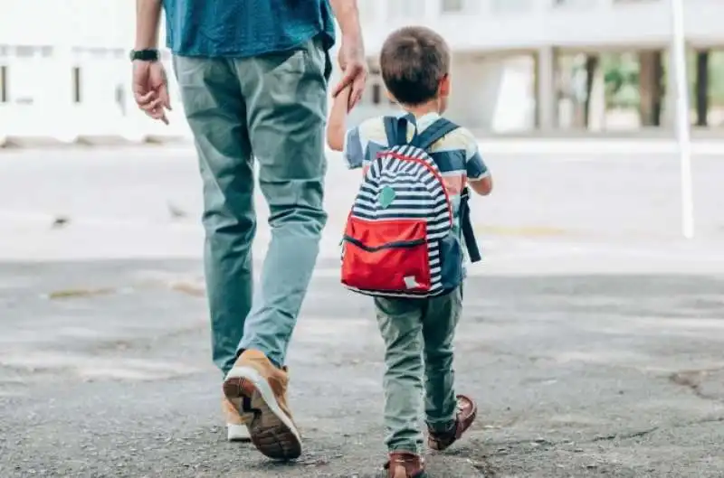 bambino scuola studente 2