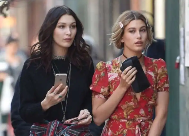 bella hadid hailey bieber 5