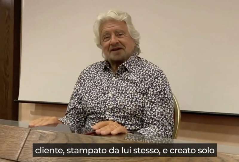 BEPPE GRILLO PARLA IN CINESE 1