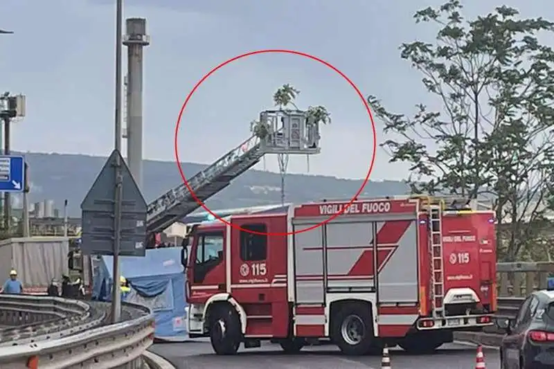 cadavere appeso a guardrail trovato a trieste 3