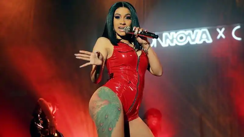 cardi b 