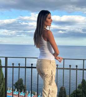 elisabetta gregoraci a taormina 3