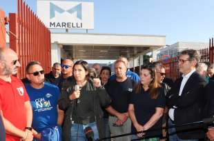 elly schlein allo stabilimento magneti marelli di crevalcore 1