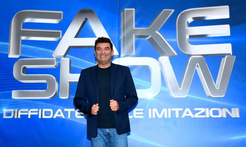 Fake Show