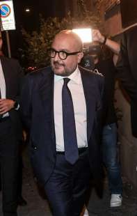 gennario sangiuliano arriva alla cena di fdi a palazzo brancaccio