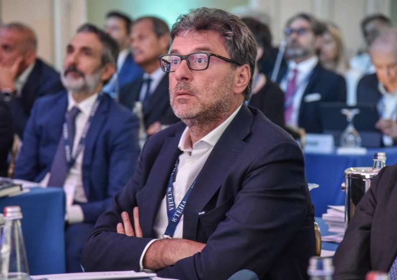 giancarlo giorgetti forum ambrosetti di cernobbio 1