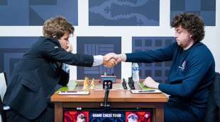 hans niemann magnus carlsen 1