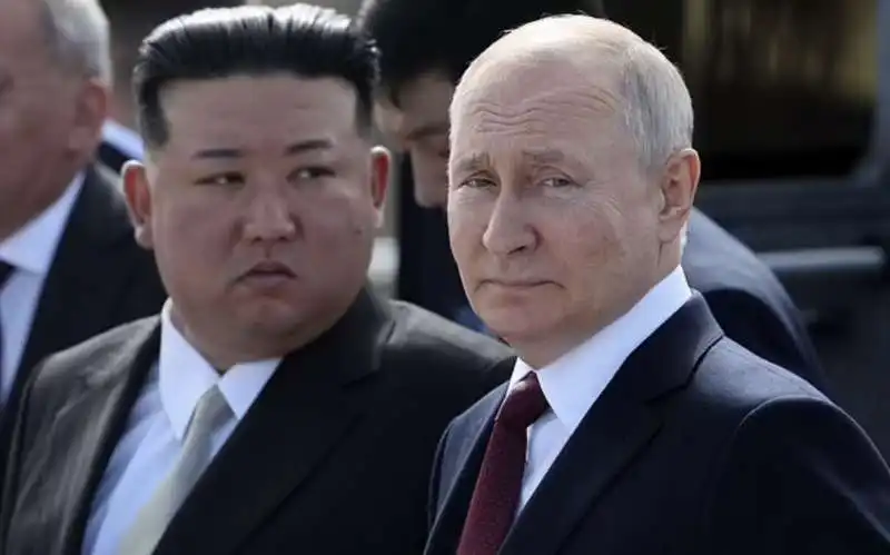 kim jong un incontra vladimir putin in russia   11