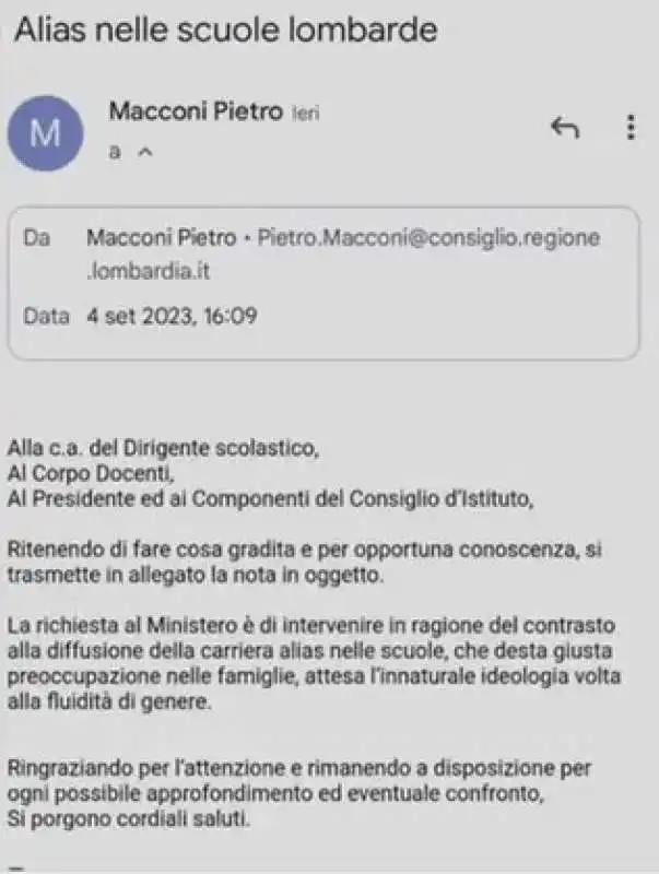 mail del consigliere di fdi pietro macconi contro le carriere alias a scuola