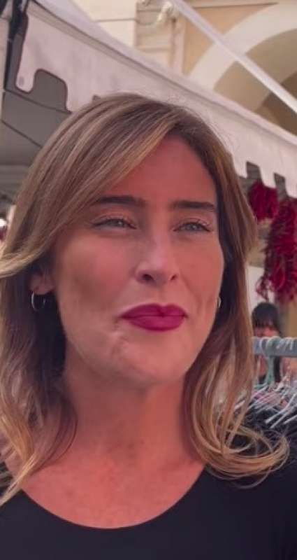 maria elena boschi alla fiera del peperoncino di rieti 7