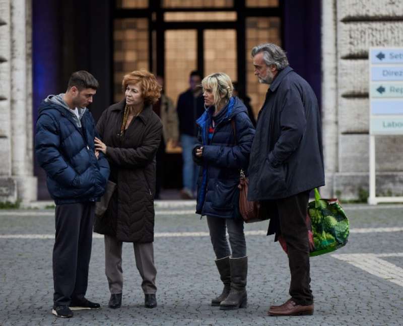 matteo olivetti anna galiena micaela ramazzotti max tortora felicita