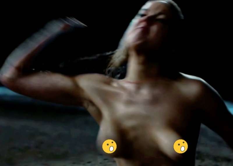 nudo di jennifer lawrence in fidanzata in affitto 5