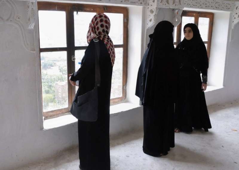 ragazze con l' abaya in francia 3