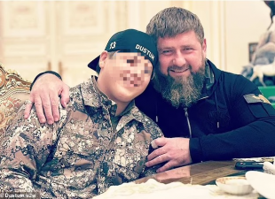 Ramzan Kadyrov con il figlio adam